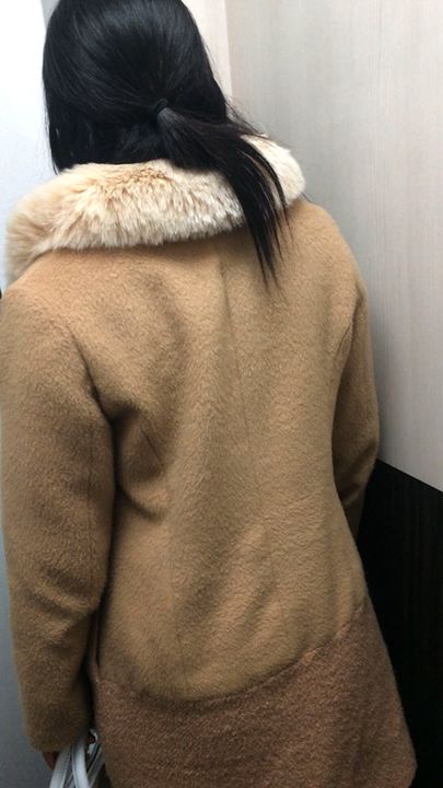 お嬢様女子大生　校門出待ちでパンツ狩り☆超近接、エレベータアタック　逆さ撮り　素人　個人撮影 - FC2 Video (Adult)